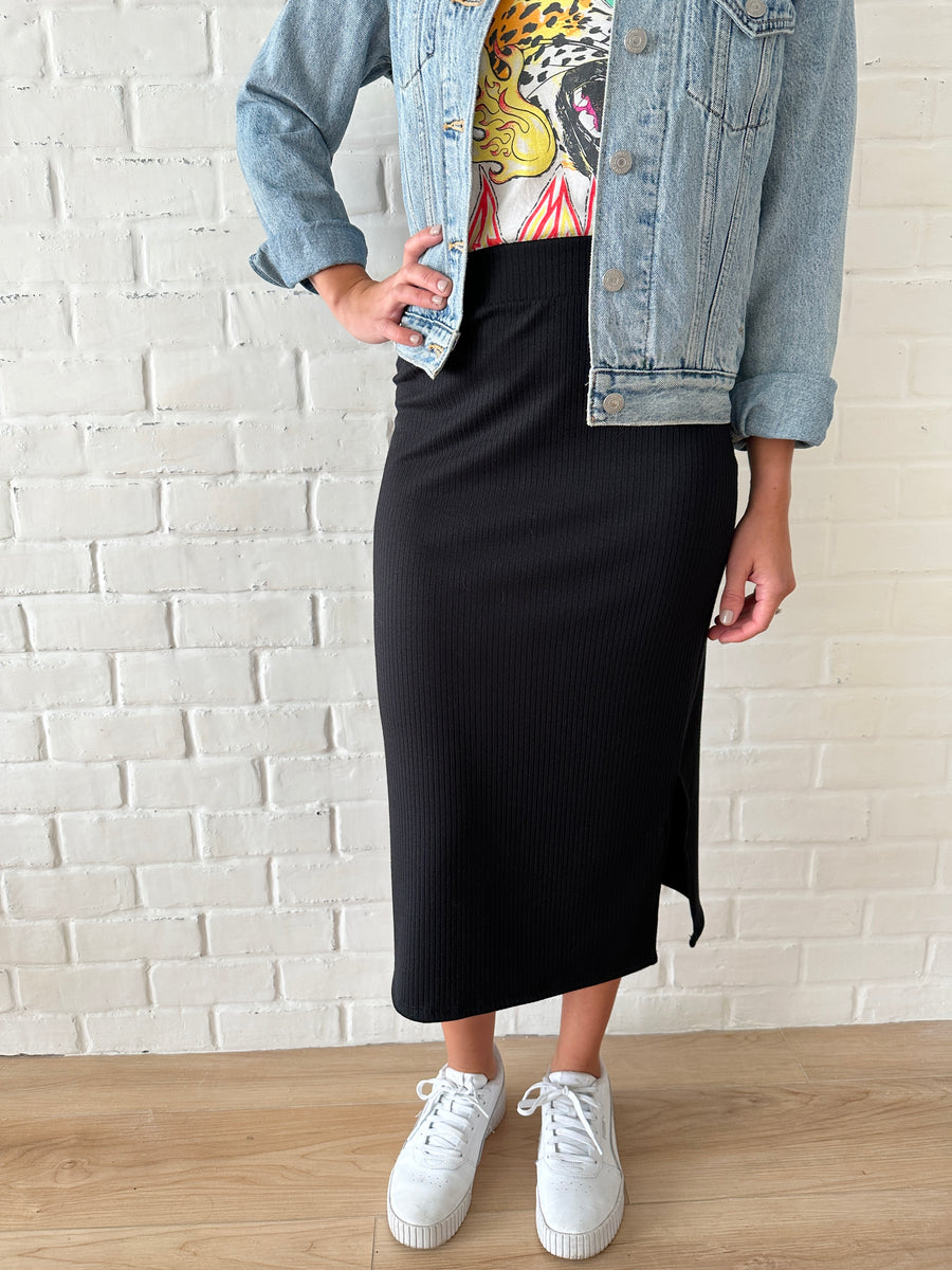 Black ribbed clearance skirt